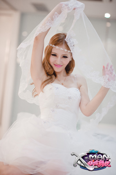 图片: 图02：靓丽婚纱-最美新娘当之无愧.jpg